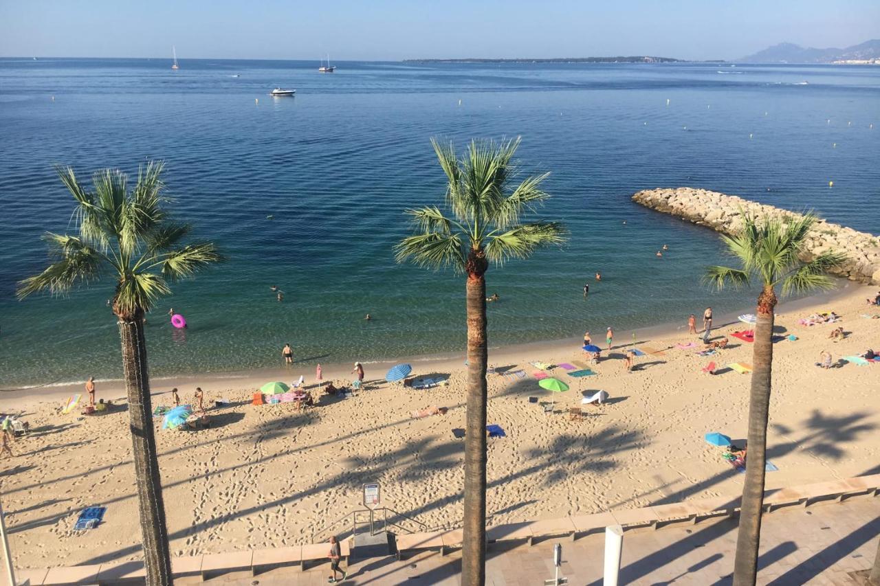 Studio 29 M With Terrace And View On The Beach อองทีบส์ ภายนอก รูปภาพ